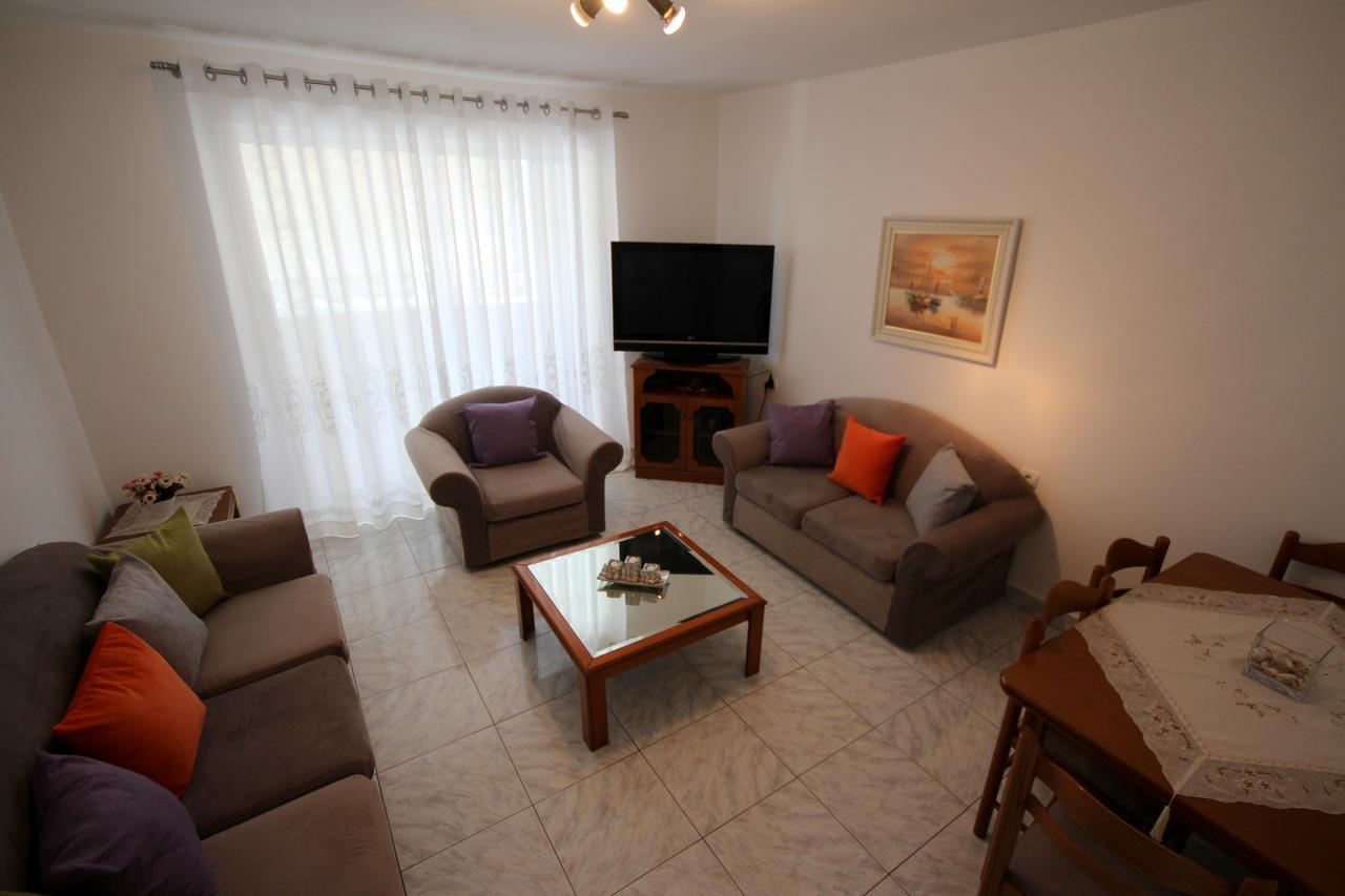 Cozy Apartment Sarande Bagian luar foto