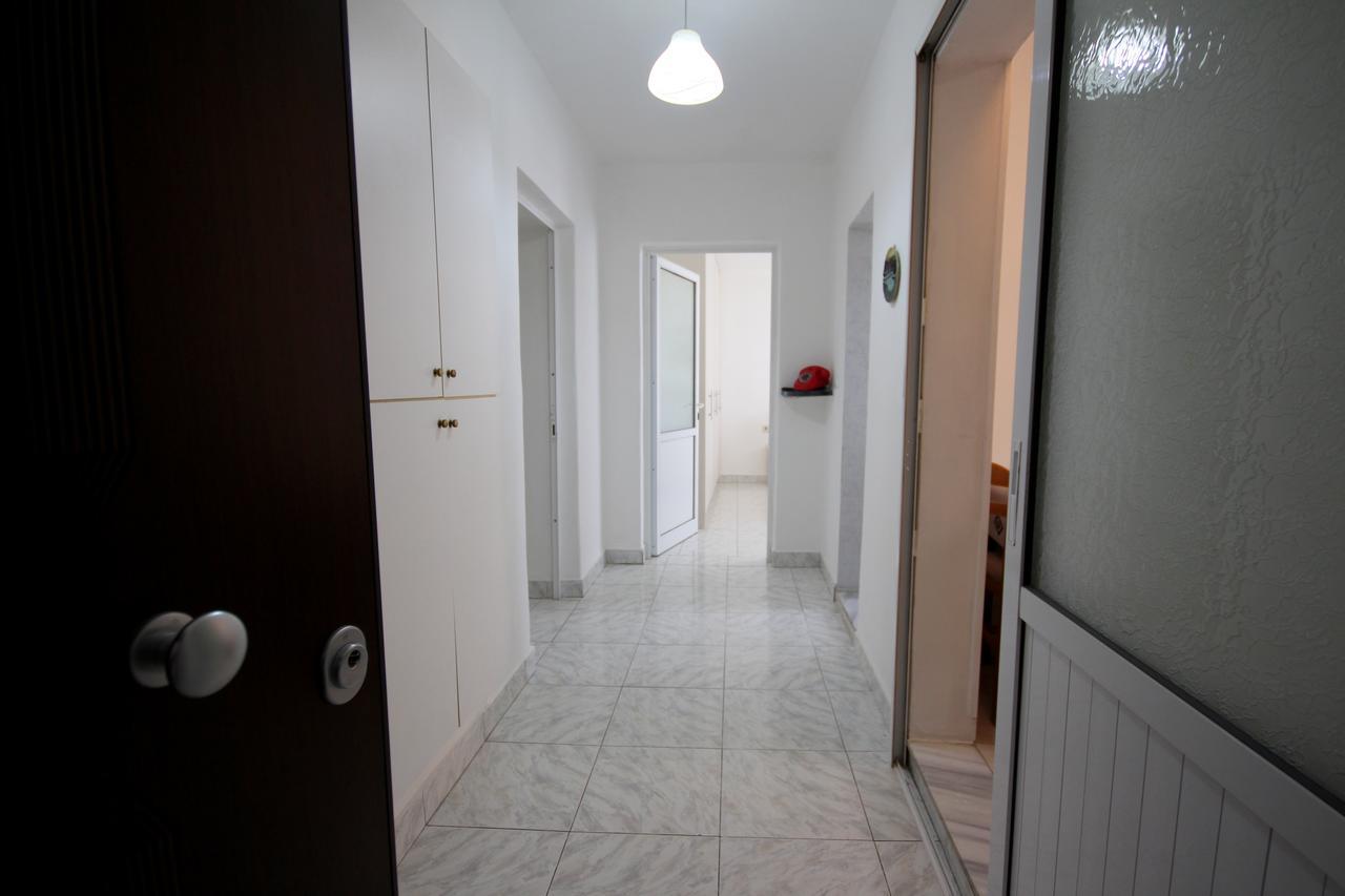 Cozy Apartment Sarande Bagian luar foto