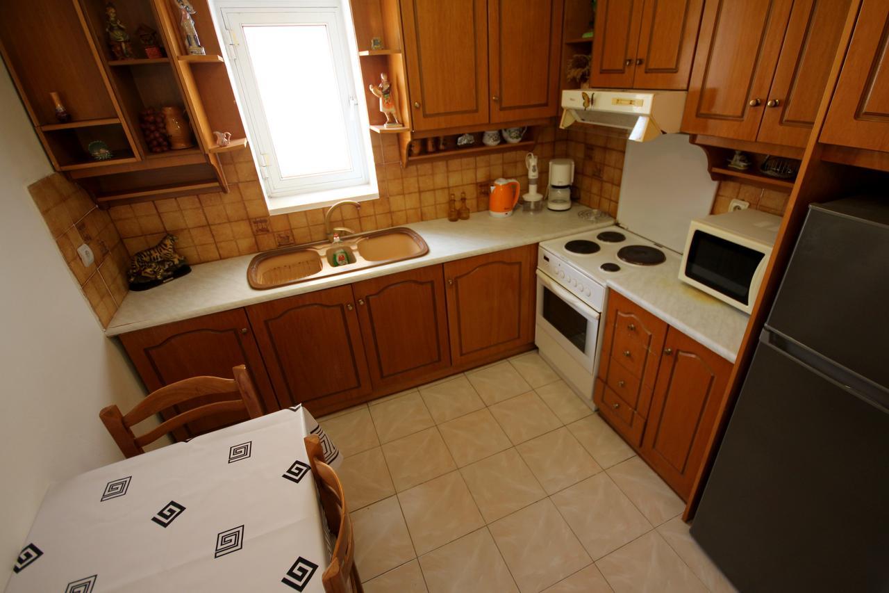 Cozy Apartment Sarande Bagian luar foto