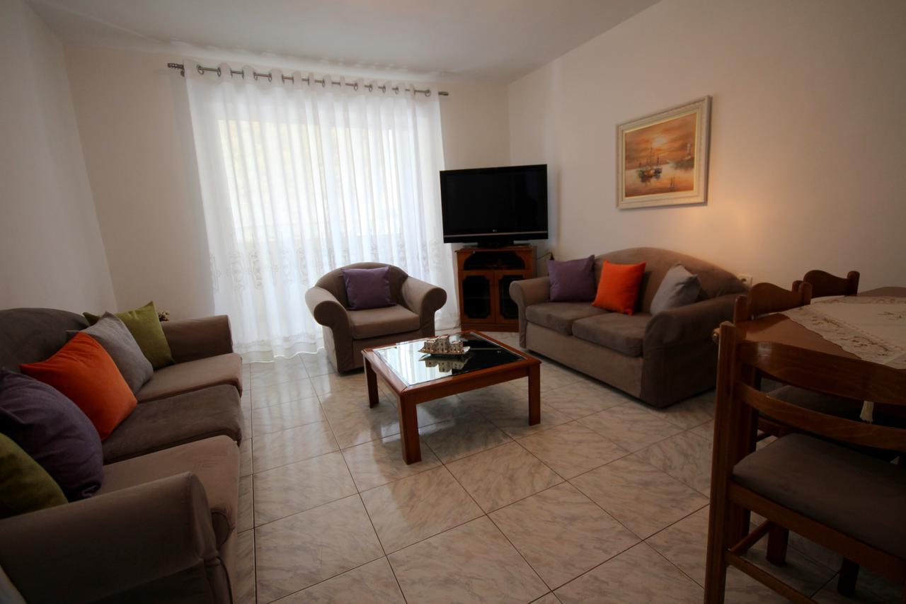 Cozy Apartment Sarande Bagian luar foto